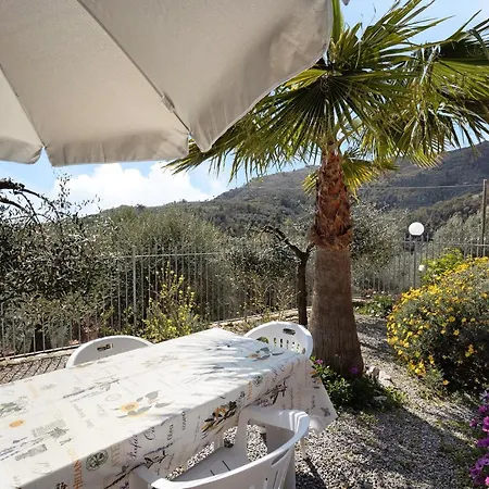 Vakantiehuis Taverna Relax Tra Gli Ulivi Perinaldo