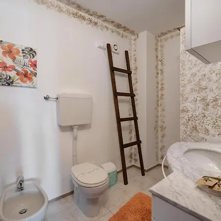 Taverna Relax Tra Gli Ulivi Vakantiehuis *